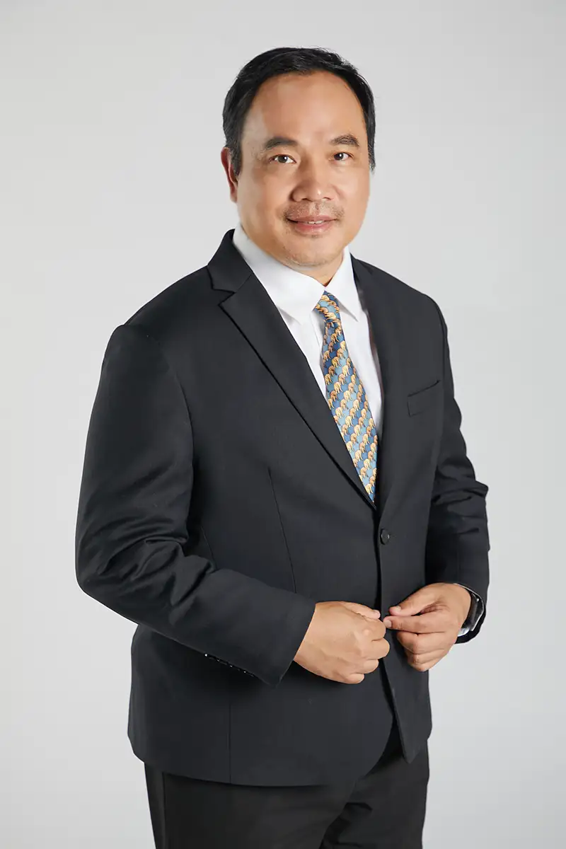Mr. Apinetr Unakul
